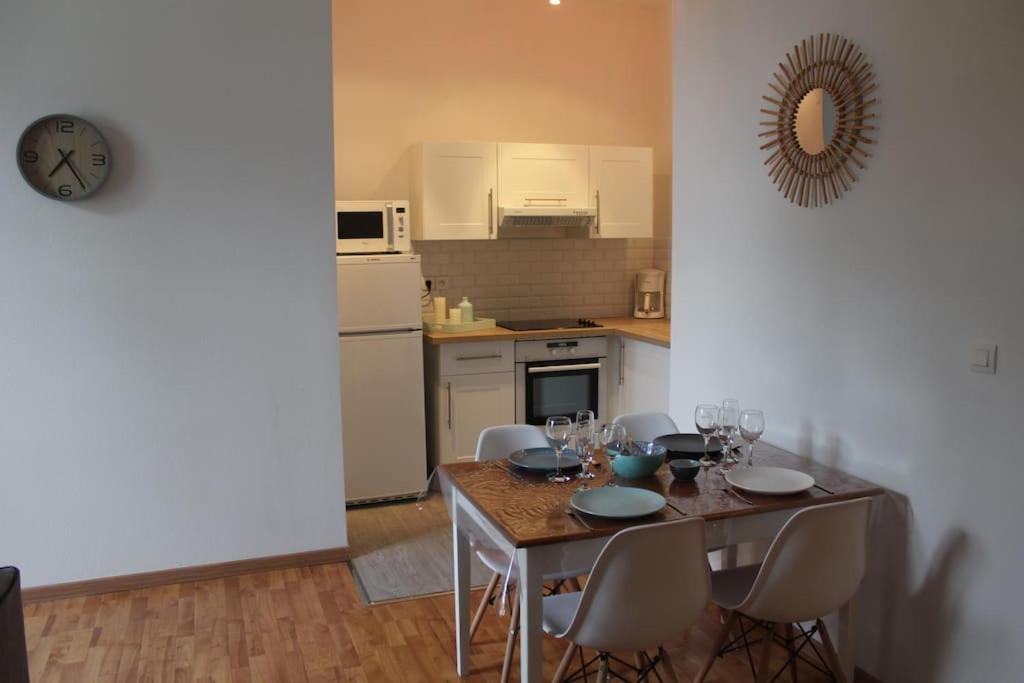 Appartement Calme Proche De La Loire Saumur Exterior foto